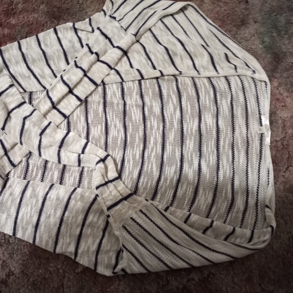 Closet- Space Light weight cardigan